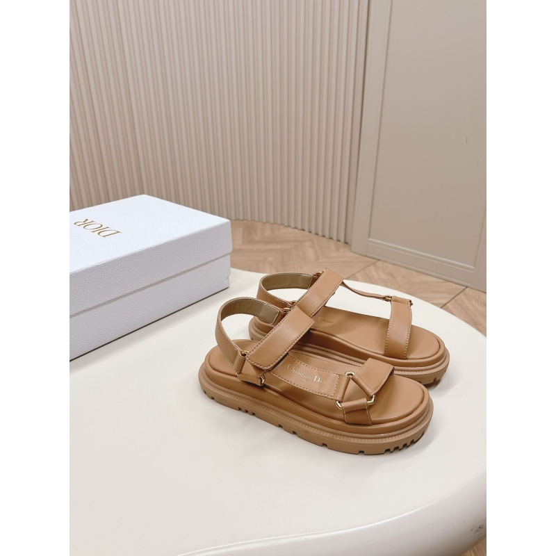 ch**an D*or slippers